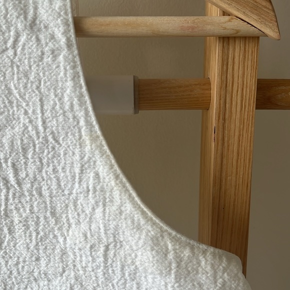 White textured crop top - Picture 3 of 4